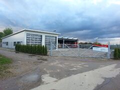 k Halle Einfahrt